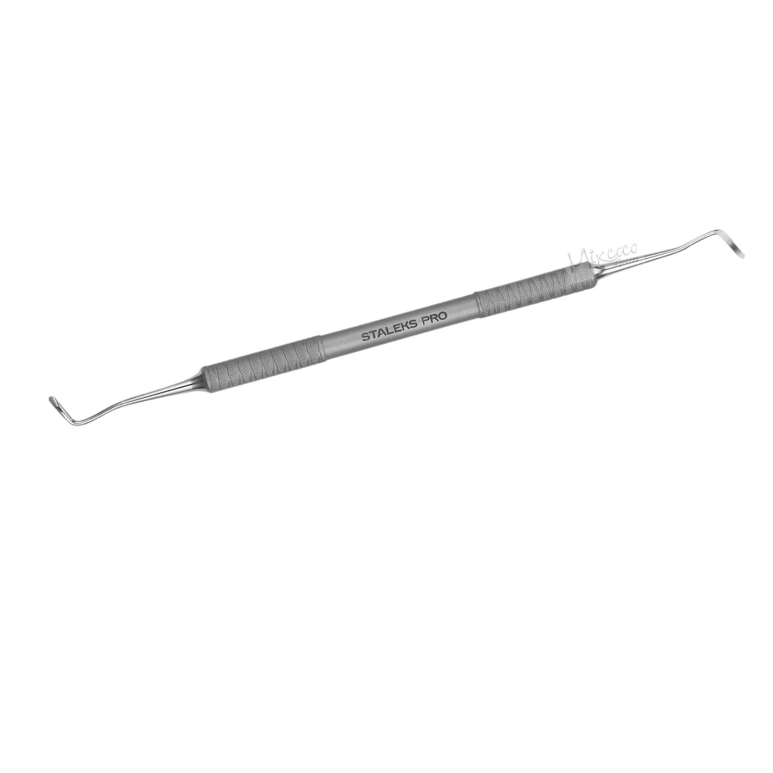 Staleks Εξωλκέας Pedicure PE-20⁄2 - Sombre Cosmetics - Sombre Cosmetics - - Διπλής όψης μεταλλικό εργαλείο που μιμείται το σχήμα της πλάκας των νυχιών και χρησιμοποιείται για μερική αφαίρεση ξηρών κάλων και νυχιών. Staleks Εξωλκέας Pedicure PE-20⁄2 - Sombre Cosmetics - Sombre Cosmetics -