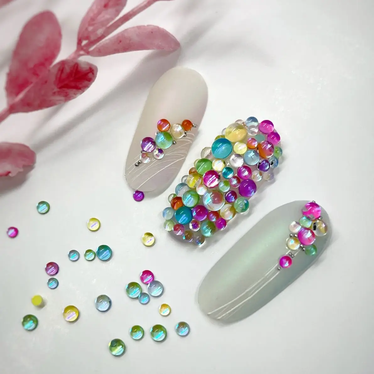 Mixcoco Shiny Crystal Glass Mermaid - Sombre Cosmetics - Sombre Cosmetics - - Αποτελούν μικρούς διάφανους 3D κρυστάλλους σε διάφορα χρώματα και μεγέθη! Mixcoco Shiny Crystal Glass Mermaid - Sombre Cosmetics - Sombre Cosmetics -